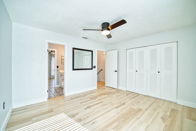 Building Photo - 11912 Cypress Hill Cir