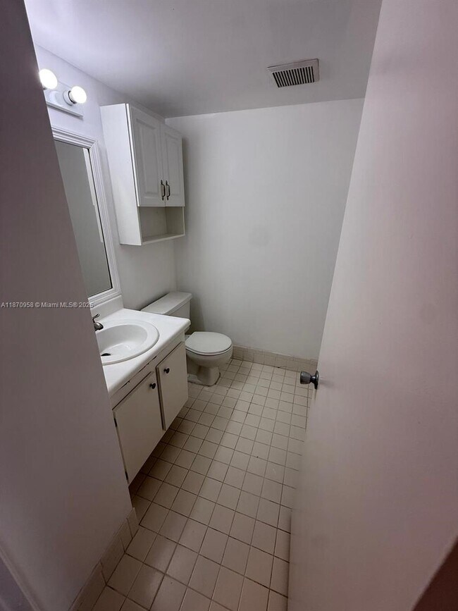 Building Photo - 13355 SW 9th Ct