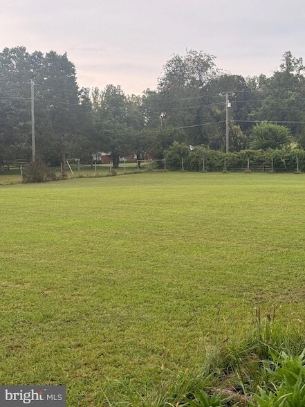 Building Photo - 1573 Garrisonville Rd