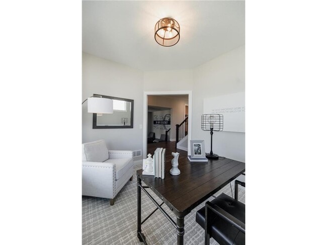 Building Photo - 1811 Fallbrooke Dr
