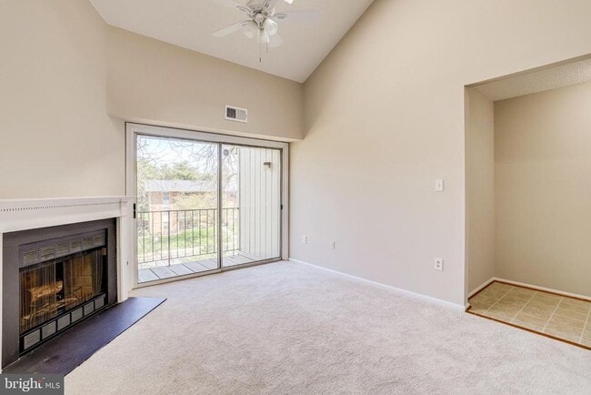Building Photo - 7758 New Providence Dr