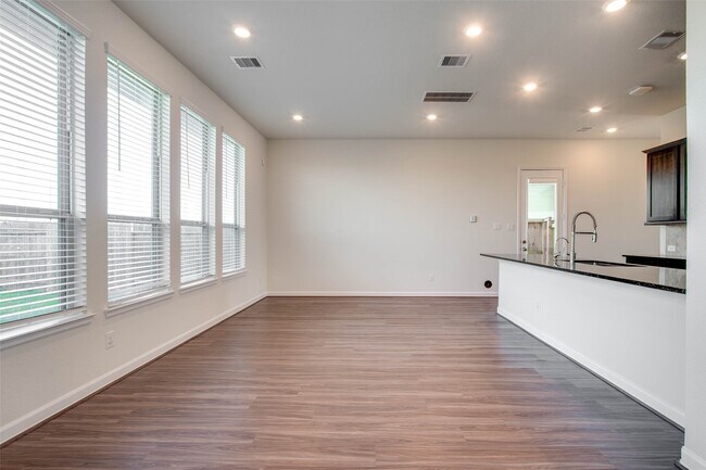 Building Photo - 22746 Sutherland Bend Ln