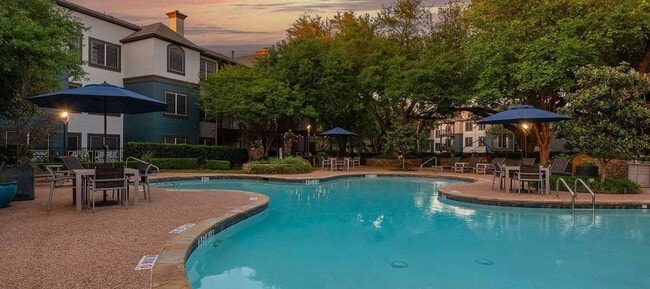 Building Photo - 12100 Metric Blvd