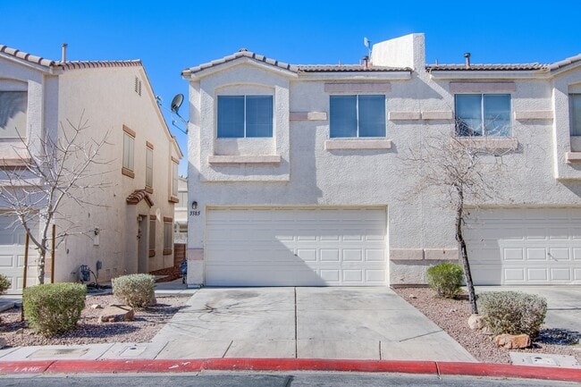 Building Photo - Lovely 4 bedroom 2.5 bath townhome in North Las Vegas gated community with a pool!