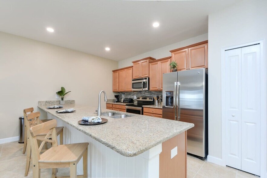 Building Photo - 4815 Brier Rose Ln