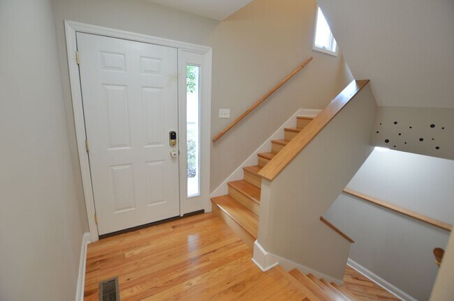 Building Photo - 232 Newberry Ln