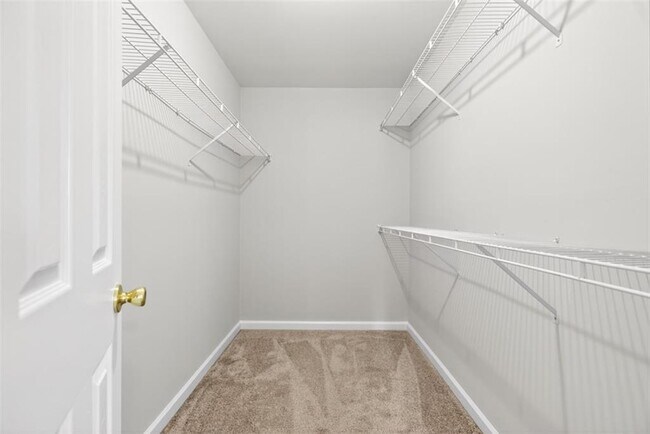 Building Photo - 5630 Saltcreek PIace NE