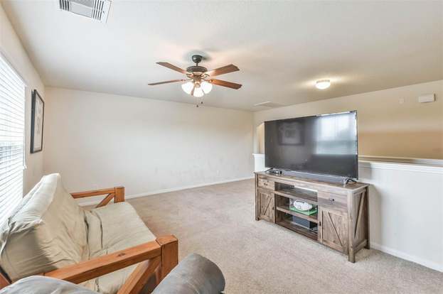 Building Photo - 18626 Each Elm Way
