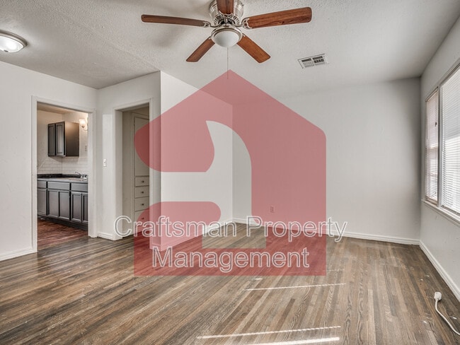 Building Photo - 2017 Downing St