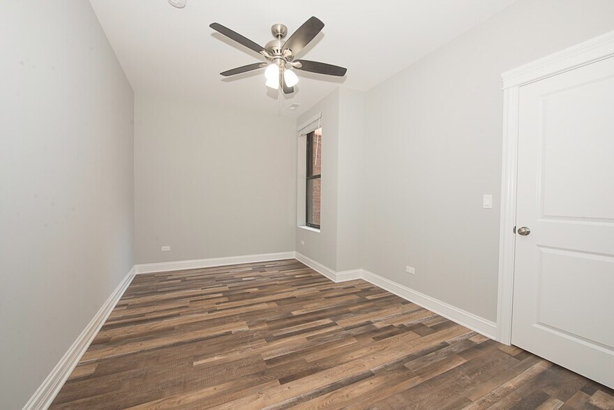 Building Photo - 4117 S Michigan Ave