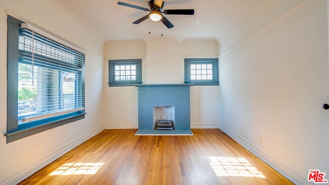 Building Photo - 1479 W 29th St