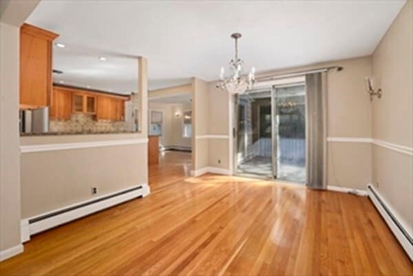 Building Photo - 11A Centre Ln