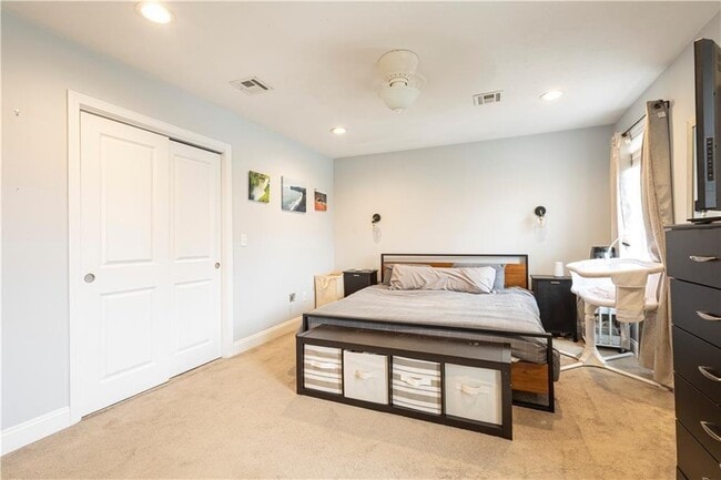 Building Photo - 88 Phillip Ave