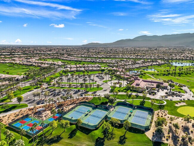 Building Photo - 80149 Royal Birkdale Dr