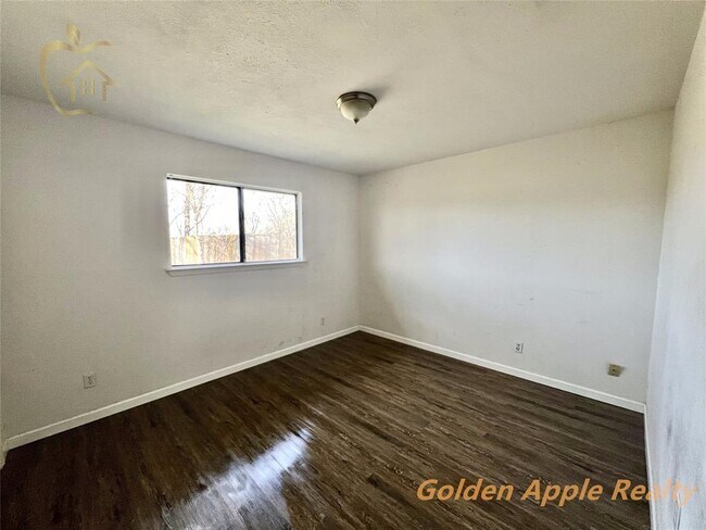 Building Photo - 4904 Cabob St