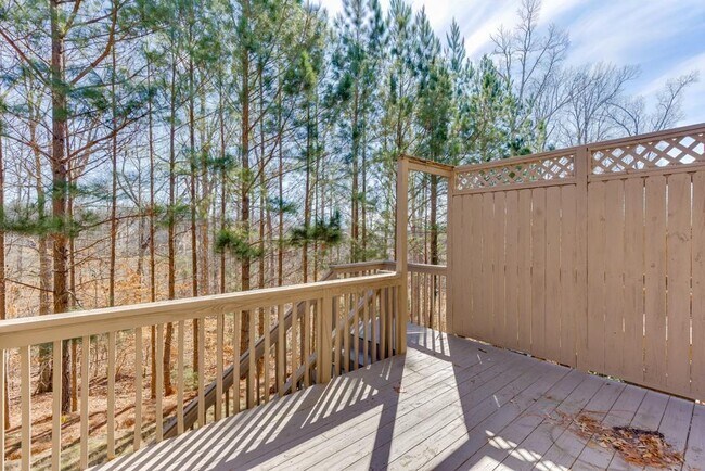 Building Photo - 6925 Fellowship Ln