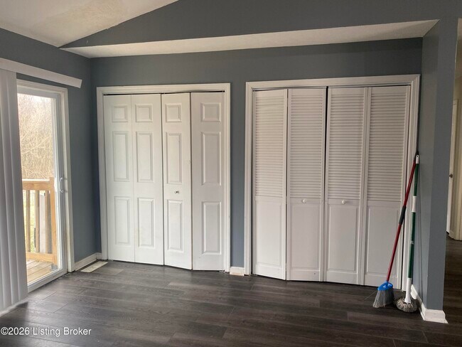 Building Photo - 12982 E Orell Rd