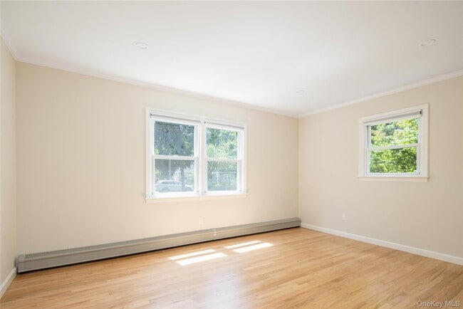 Building Photo - 795 Pine Tree Rd