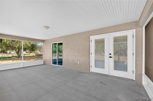 Building Photo - 9913 E St Regis Ct