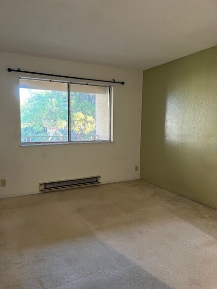 Building Photo - 980 Kiely Blvd