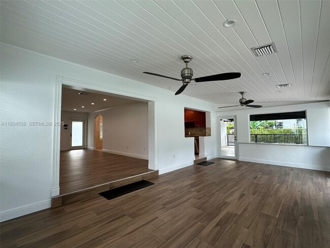 Building Photo - 7535 SW 117th St