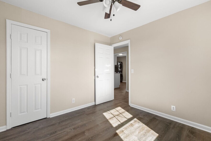 bedroom unit A - 335 Grace St