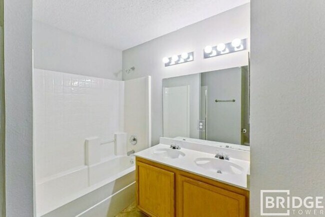 Building Photo - 707 Gunters Mtn Ln