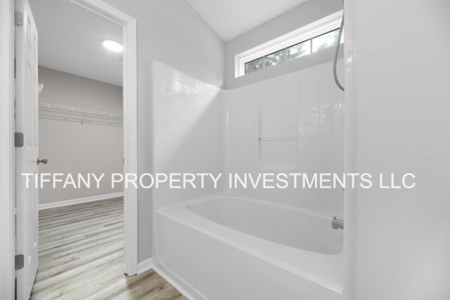 Building Photo - 1435 Highfield Ct