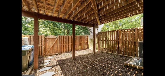 Building Photo - 1660 Sierra Woods Ct