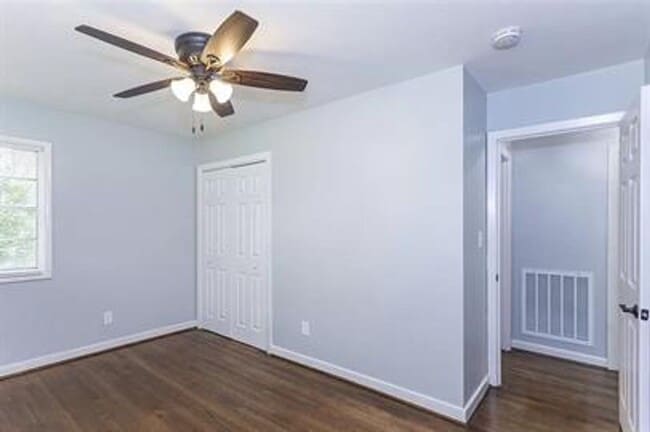 Building Photo - Modern 3BR/2BA Near UAB & Downtown