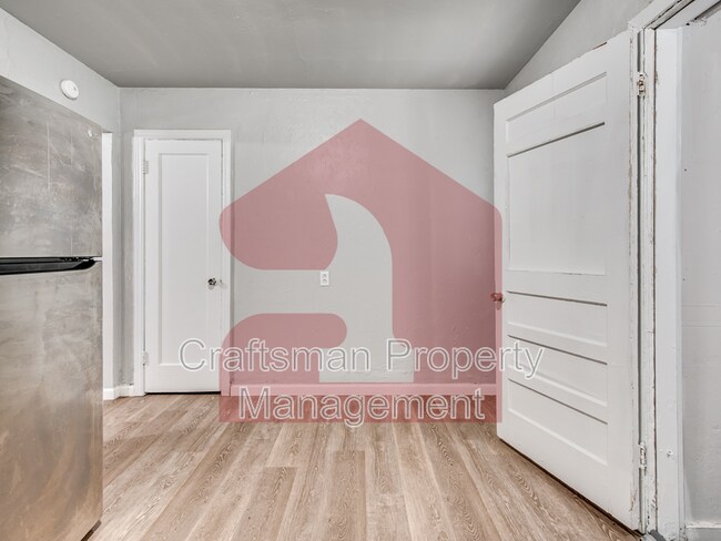 Building Photo - 1105 Bellevidere Dr