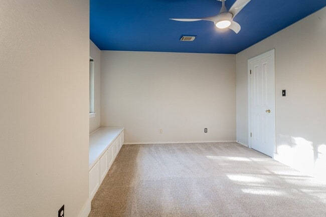 Building Photo - Gorgeous 4BR 2.5/BA Home with White Kitchen & Tree-Filled Yard