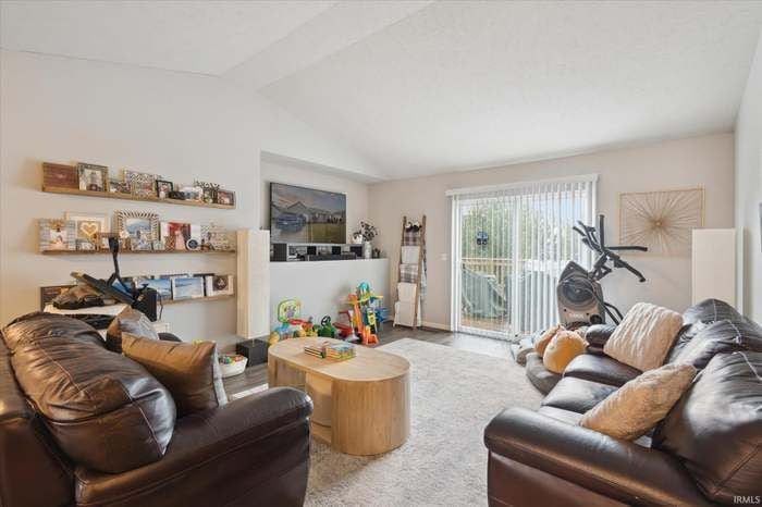 Building Photo - 51701 Melwood Ct