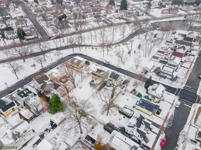 Building Photo - 26 Genevieve Ave