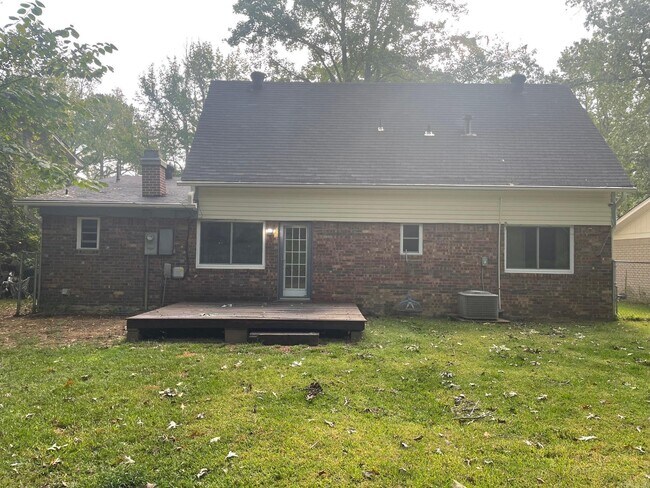 Building Photo - 10216 Woodbridge Dr