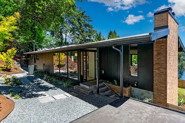 Building Photo - Seward House