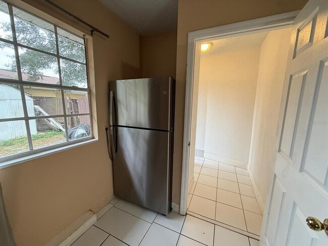 Building Photo - 7326 Lake Floy Cir