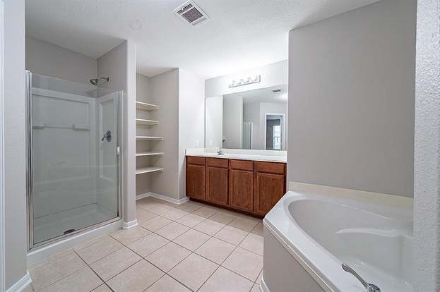 Building Photo - 28877 San Bernard River Loop