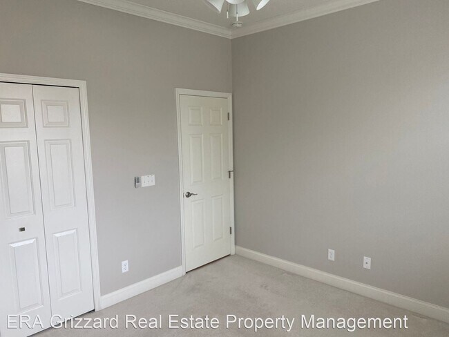 Building Photo - 3 br, 2 bath House - 5589 Freeport Dr