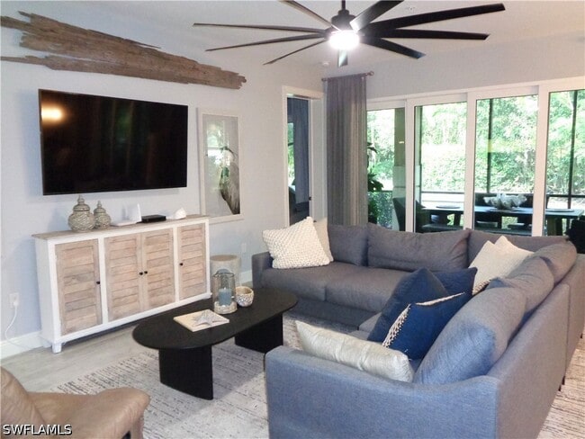 Building Photo - 575 El Camino Real