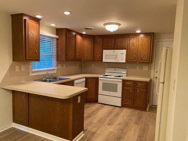 Building Photo - 19322 Garretts Mill Rd