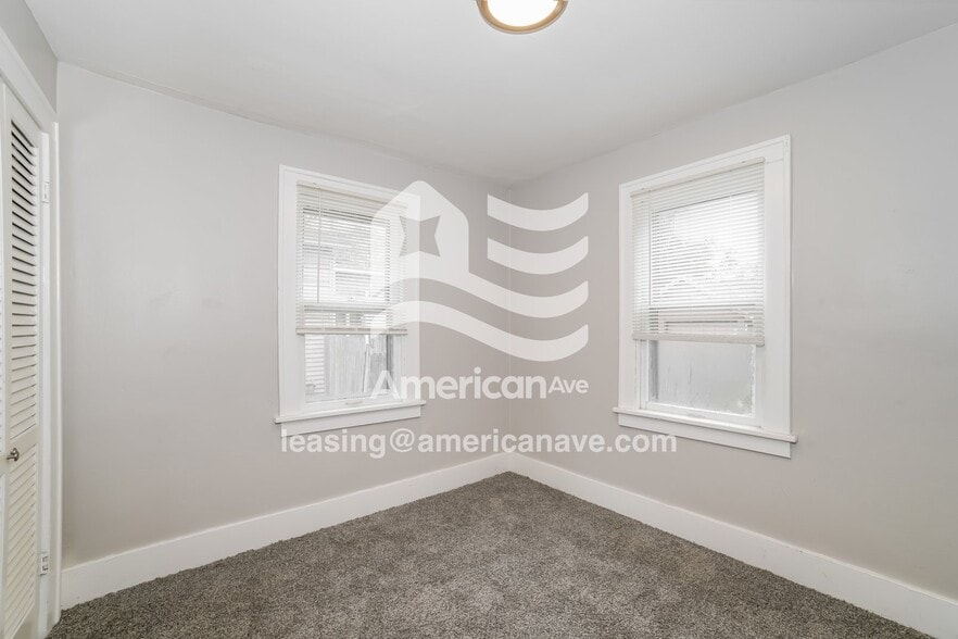 Building Photo - 504 E Forrest Hill Ave