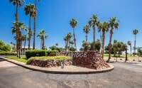 Building Photo - Beautiful Stonebridge Condos Long Term