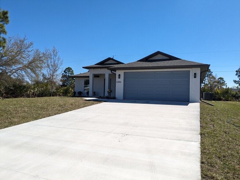Building Photo - 5396 Gulfport Ter