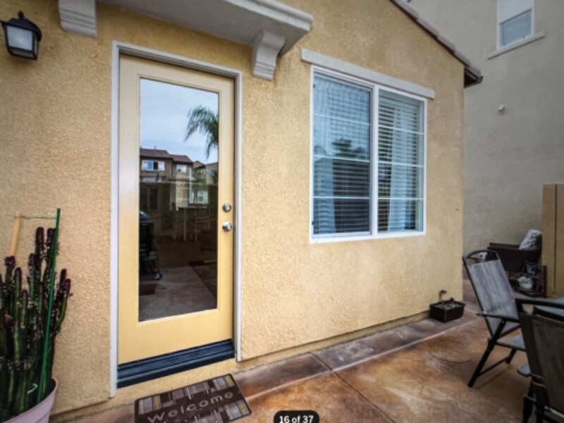 Building Photo - 37435 Paseo Tulipa