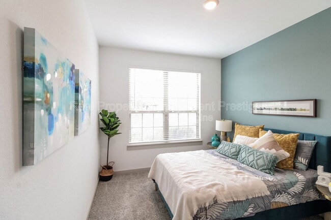 Building Photo - 603 Westwood Dr