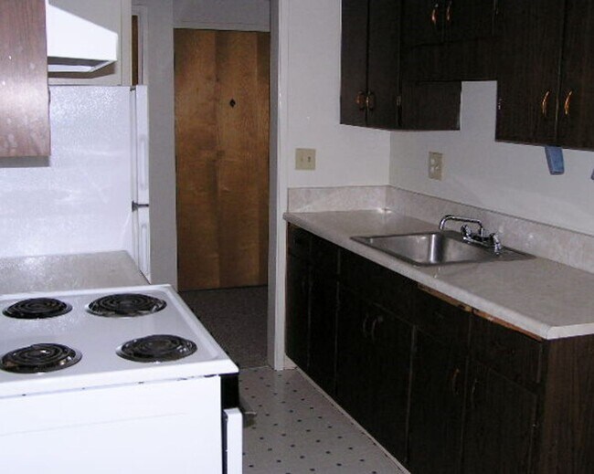 Interior Photo - T2724