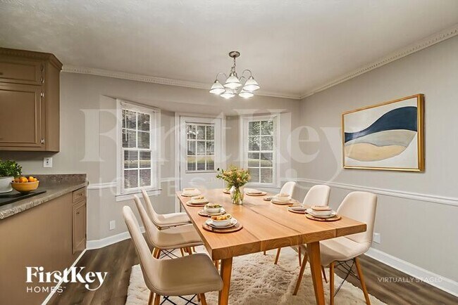 Building Photo - 5224 Parkside Dr SE