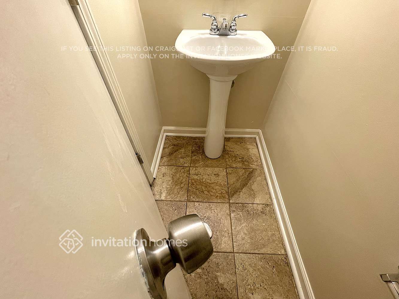 Building Photo - 547 Tribune Dr