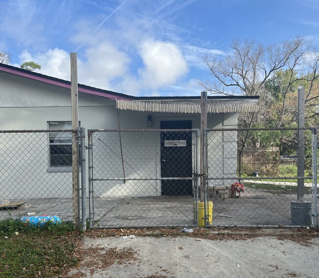 Building Photo - 1519 S Parramore Ave